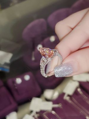 NHẪN 3STONE PEAR FANCY PINK FULL KIM CƯƠNG NUÔI CẤY